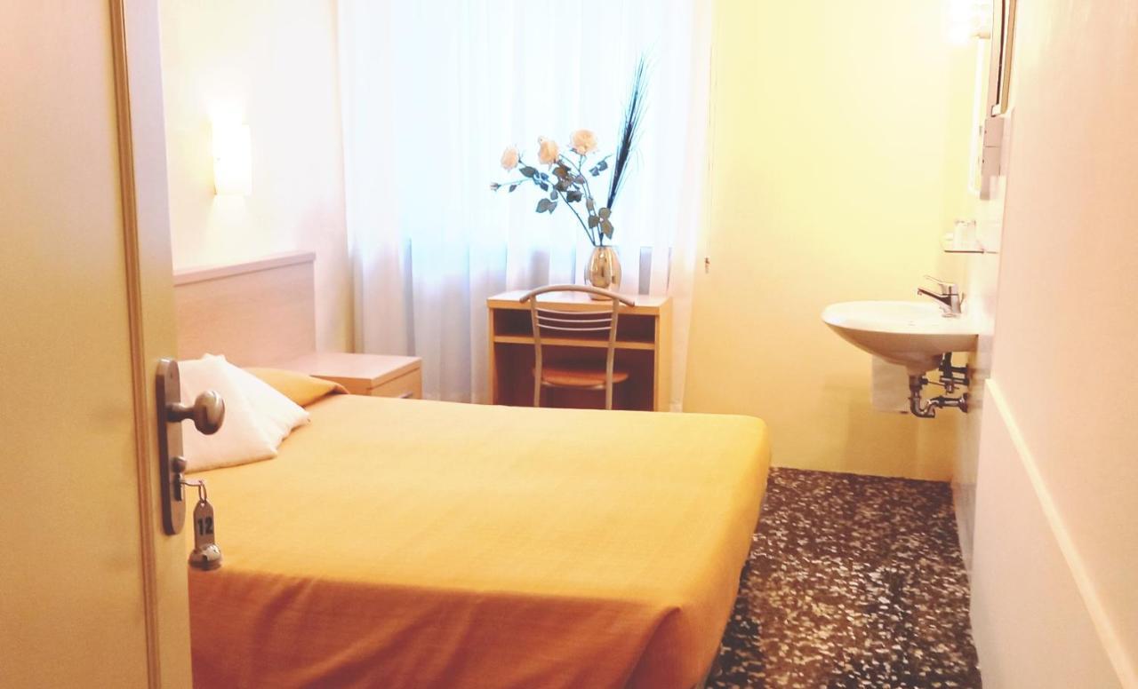 Hotel Santa Lucia Venezia Esterno foto